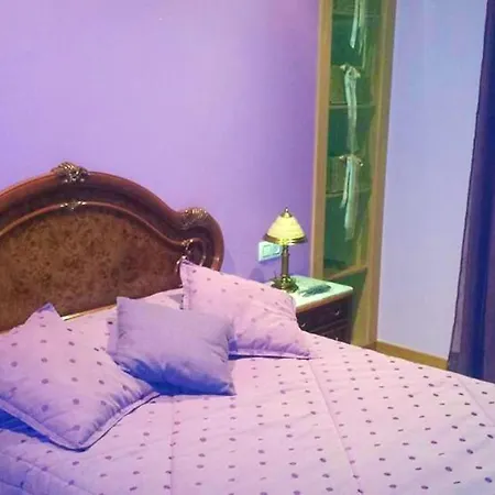 Holiday home Elegant House In Pontevedra + Private Pool A Lama